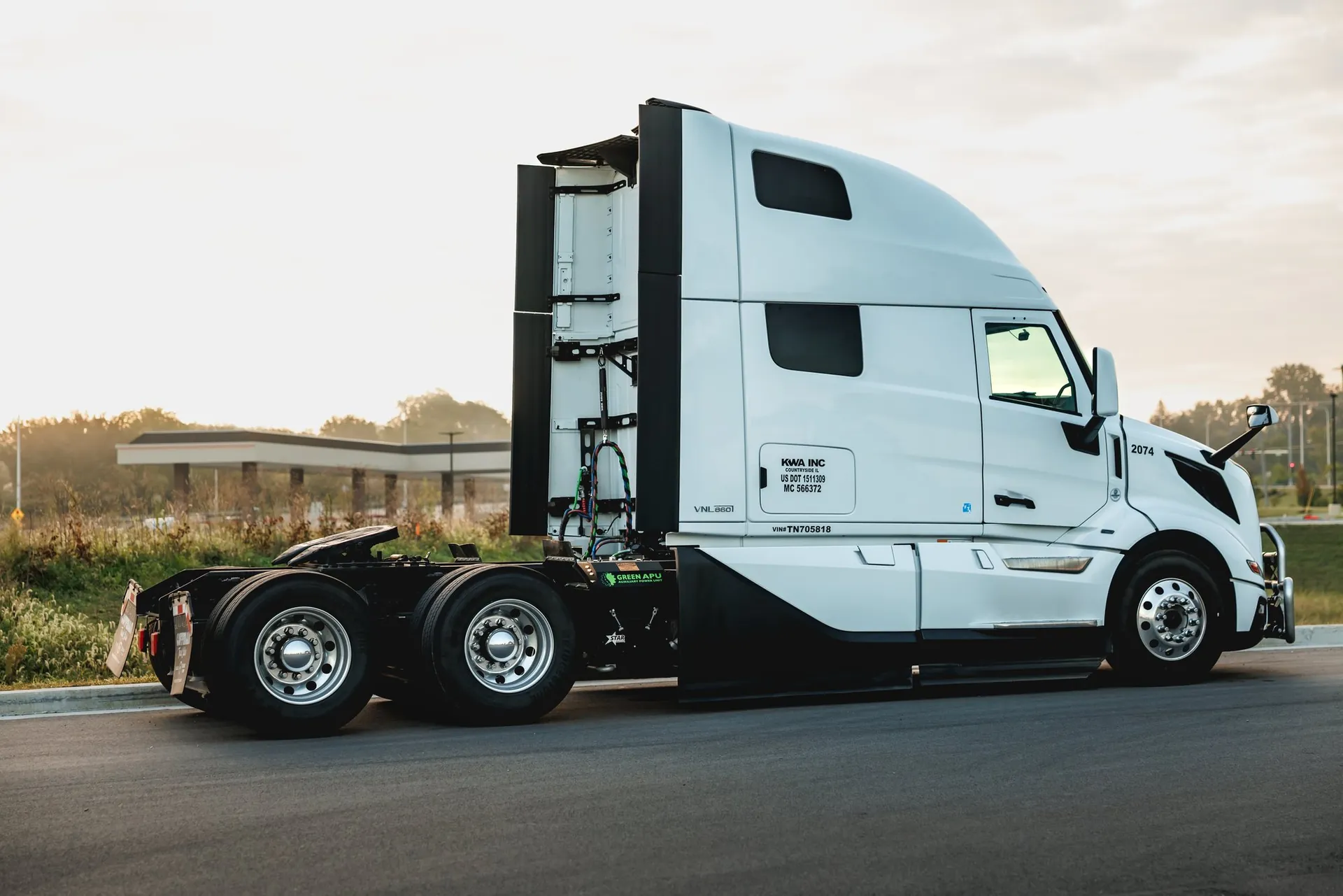 A semi-truck running a Green APU instead of idling the main engine